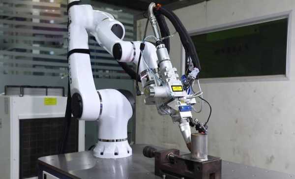 大族激光(002008.SZ)：机械自动化产品包括自动化设备、SCARA机器人、Star机器人、AGV移动机器人等